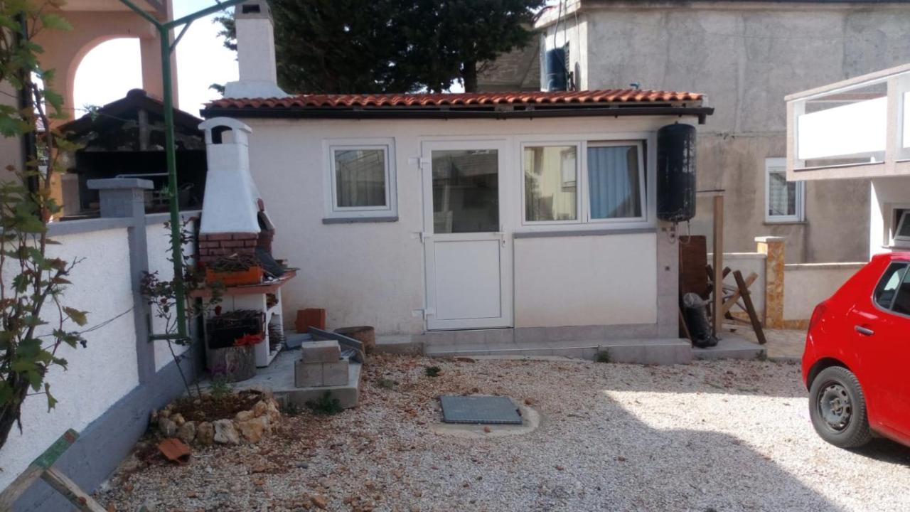 Apartmani Matovina Vir Buitenkant foto